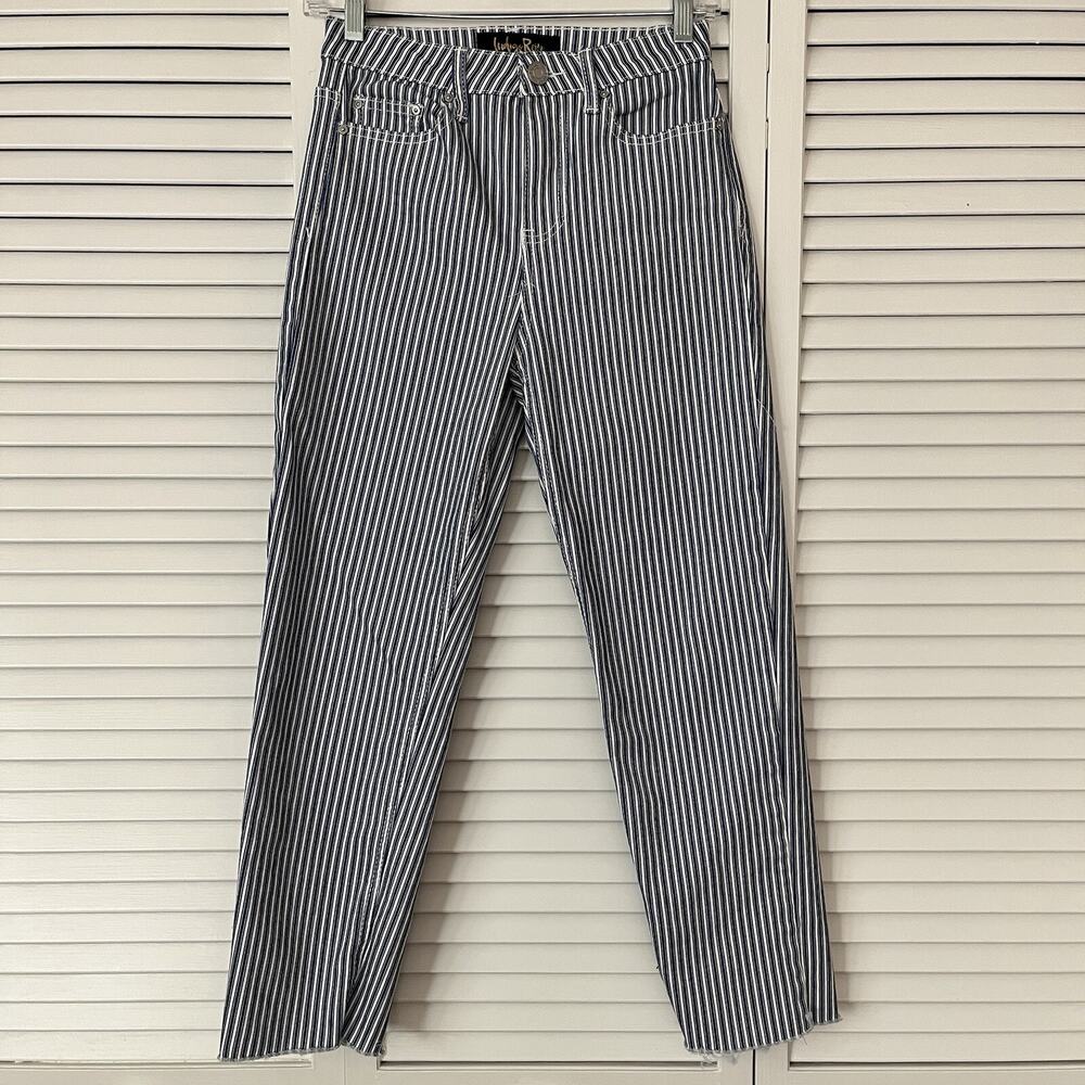 Indigo Rein Mid-rise cropped jeans raw hem straight leg size 3/25, casual